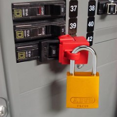 Brady 065966 480/600 V Deliksiz Şalter Kilidi 6'lı Paket